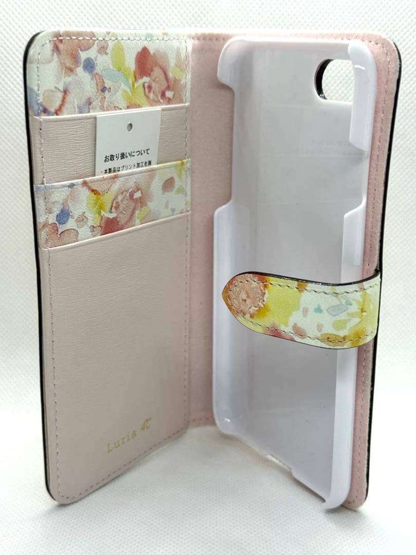 Luria 4℃ ルリア iPhoneSE2 SE3 7 8 手帳型ケース