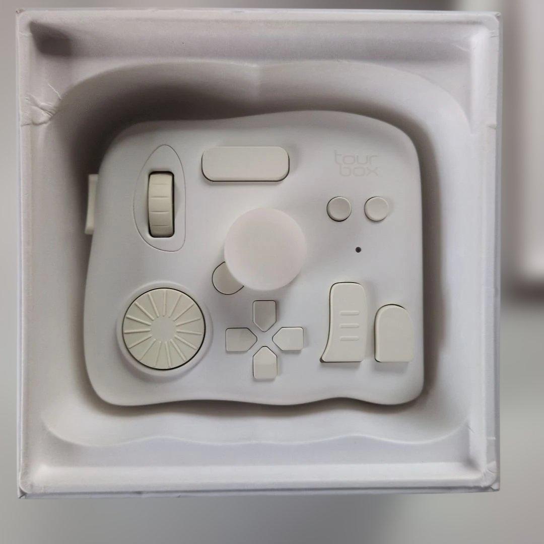 Tour Box Eliteホワイト