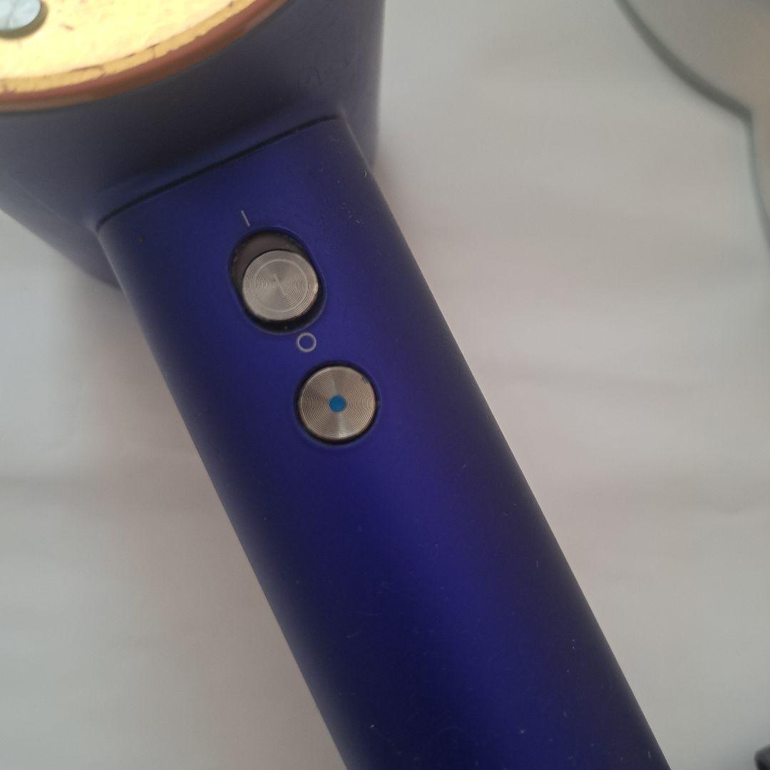 ダイソン　ドライヤー　スタンド付き