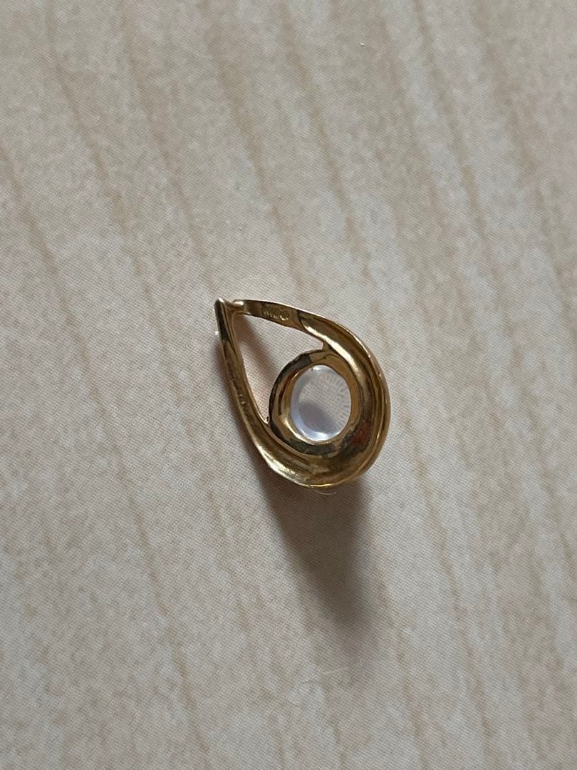 ジュエリーマキ？ペンダントトップ　チャーム　K18 刻印あり