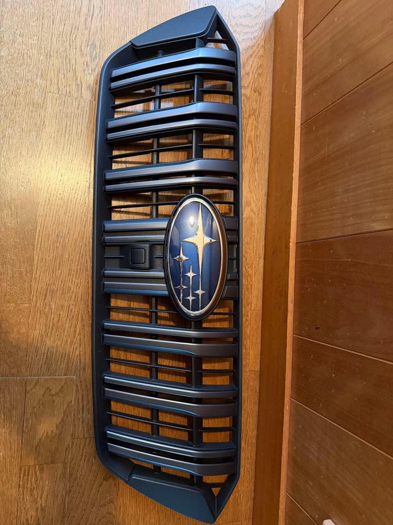 アウトバック BT5 フロントグリル