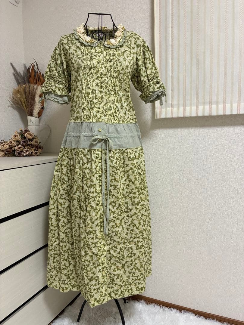 極美品✨ワンダフルワールド　カネコイサオ　花柄レース襟 半袖ロングワンピース