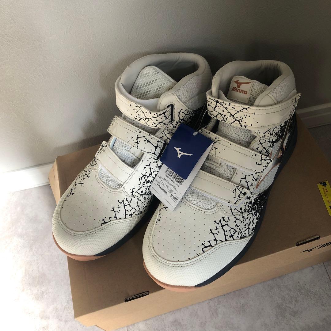 新品未使用　ミズノ　オールマイティ　安全靴 ホワイト/ブラック　27センチ