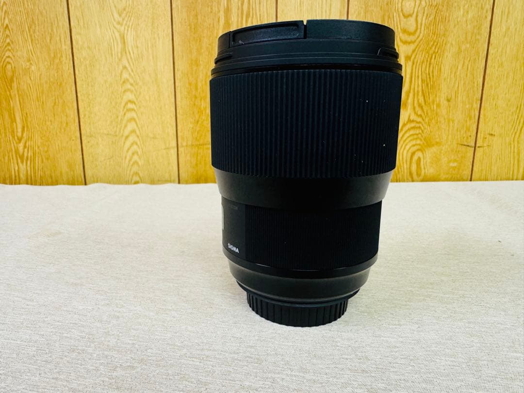 SIGMA シグマ 135mm f1.8 DG HSM キヤノン用