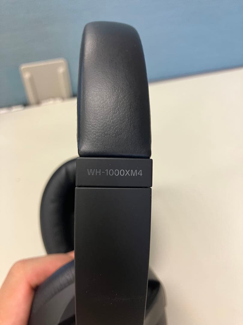 【美品】SONY ワイヤレスヘッドホン ブラック　　WH-1000XM4