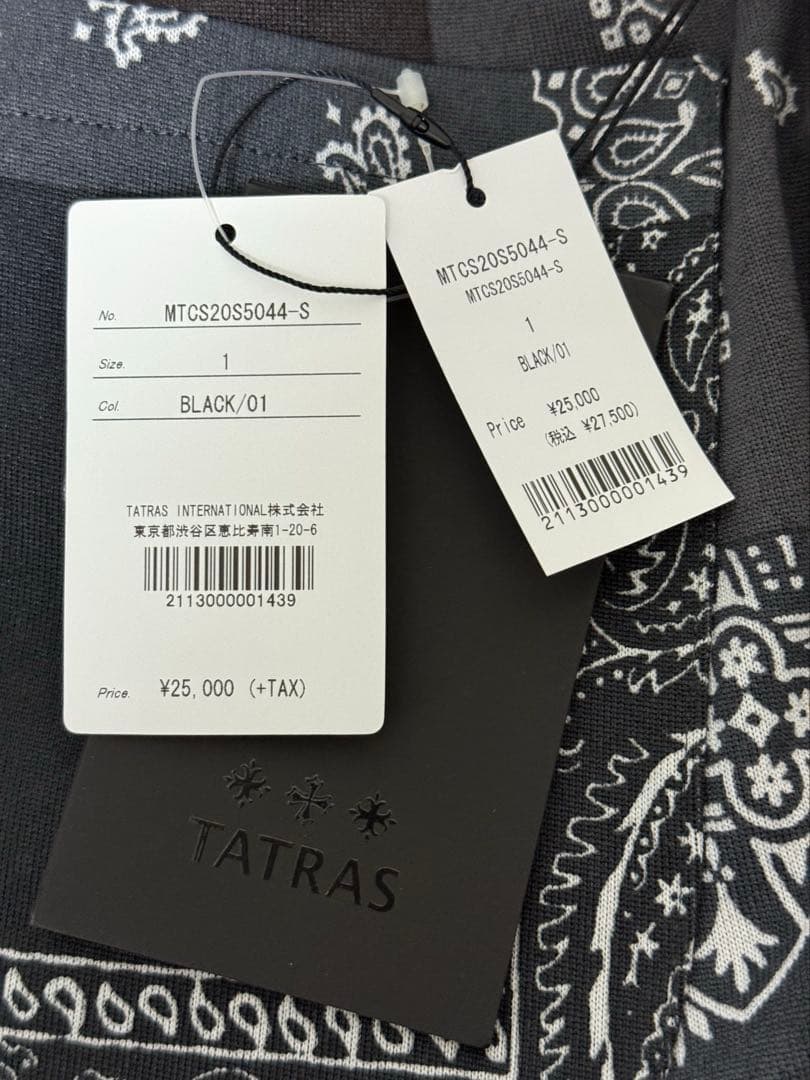 TATRAS バンダナ柄 ショートパンツ