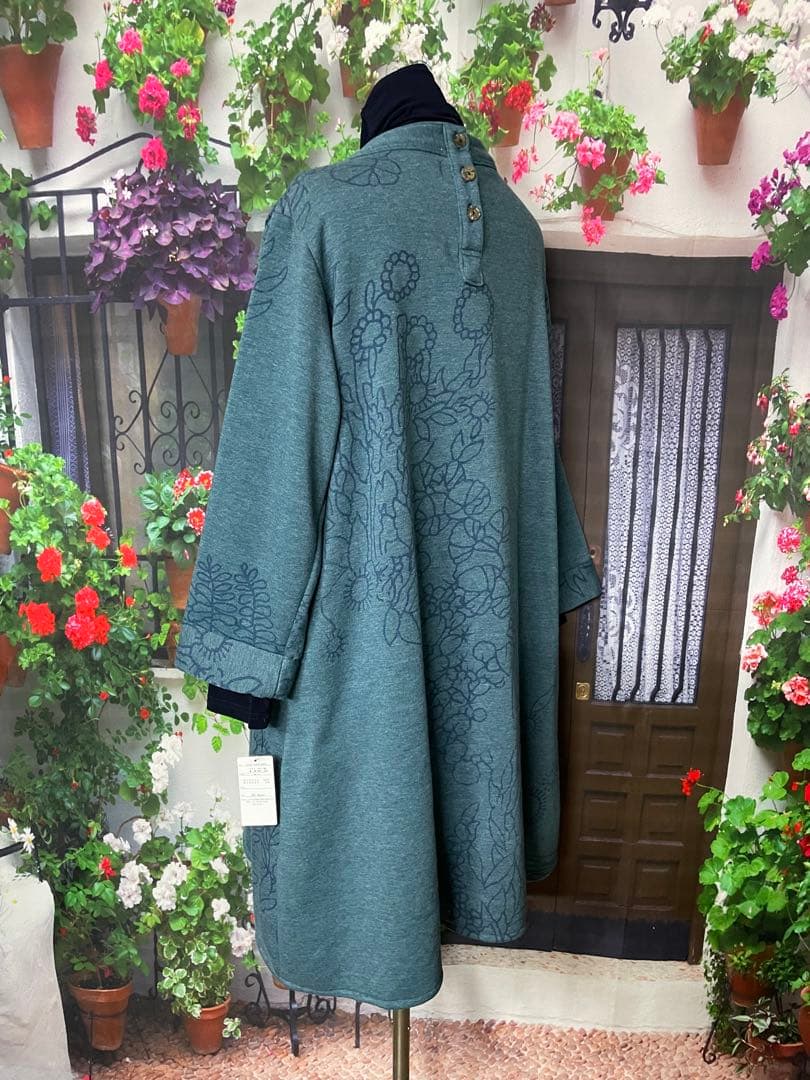 花210新品 厚手 裏起毛 上品♪ ボタニカルプリント Aラインワンピース