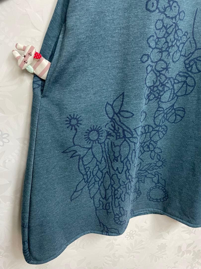 花210新品 厚手 裏起毛 上品♪ ボタニカルプリント Aラインワンピース