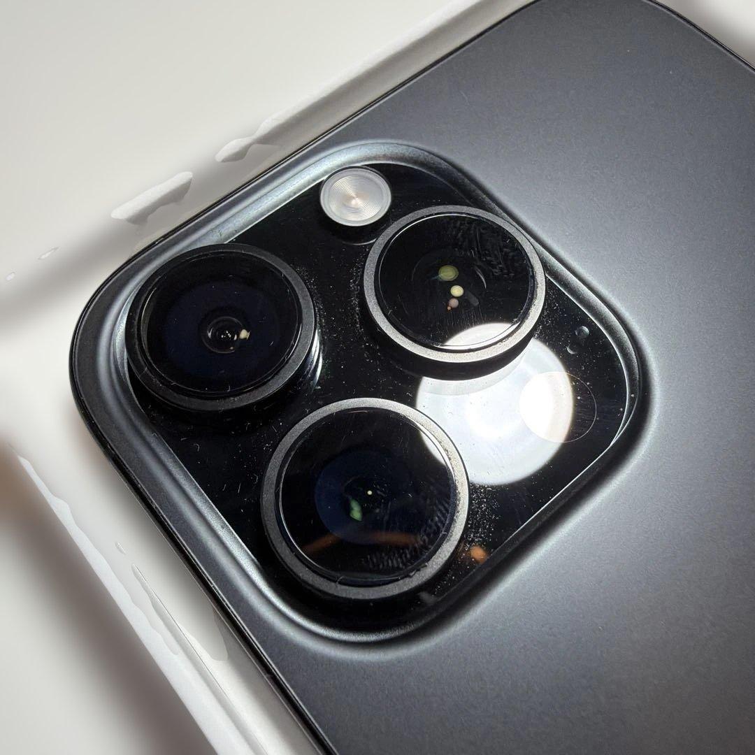 iPhone 16 ProMax. 256GB ブラックチタニウム