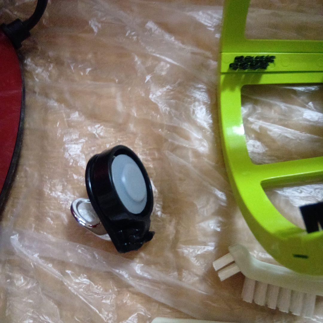 クビンス 赤い縦型ジューサー　フローズンデザートストレーナー付き