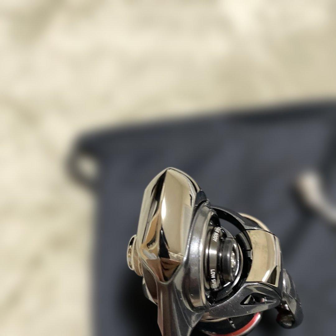 【極美品】ダイワ 24ルビアスLT2000S-P