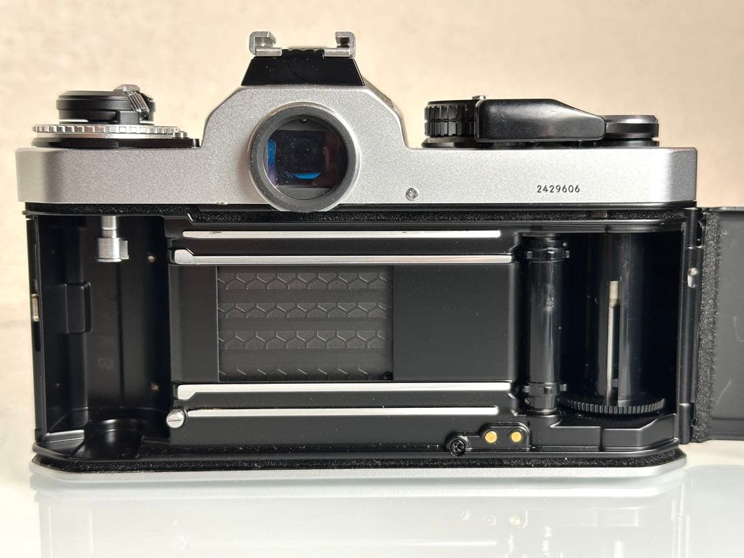 Nikon ニコン FE2 フィルムカメラ 50mm f1.4 付属多数 美品