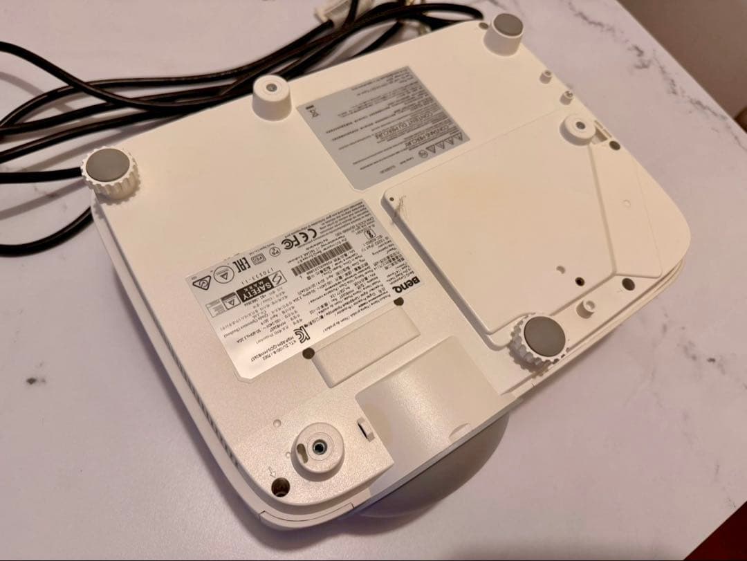 BenQ MW826ST プロジェクター 本体