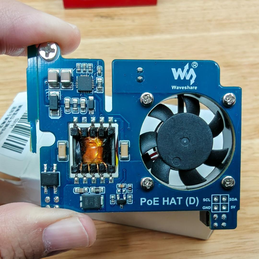 Raspberry Pi 4 Model B 本体