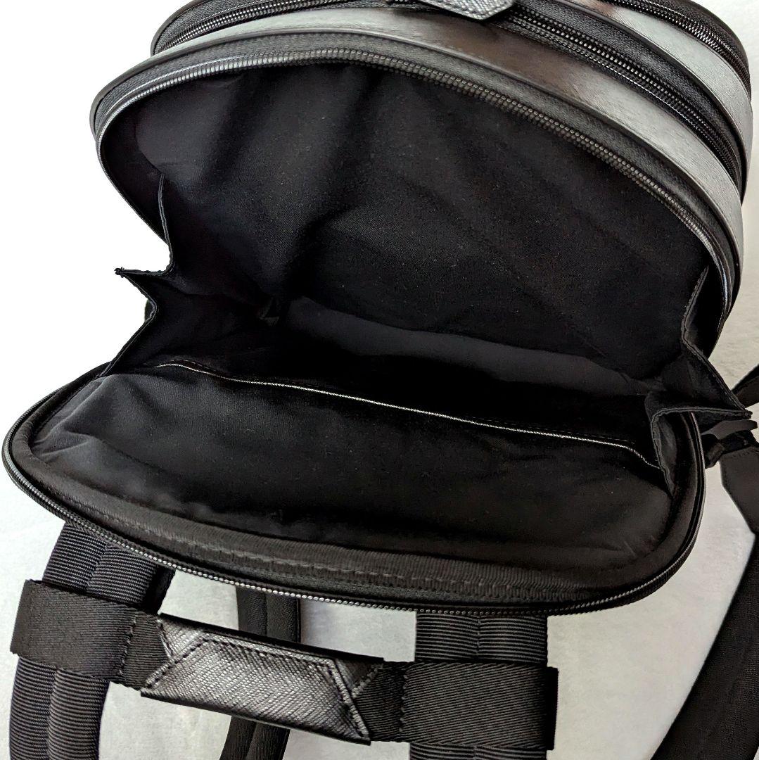 モンブラン サルトリアル ミディアム バックパック コンパートメント3 保証書