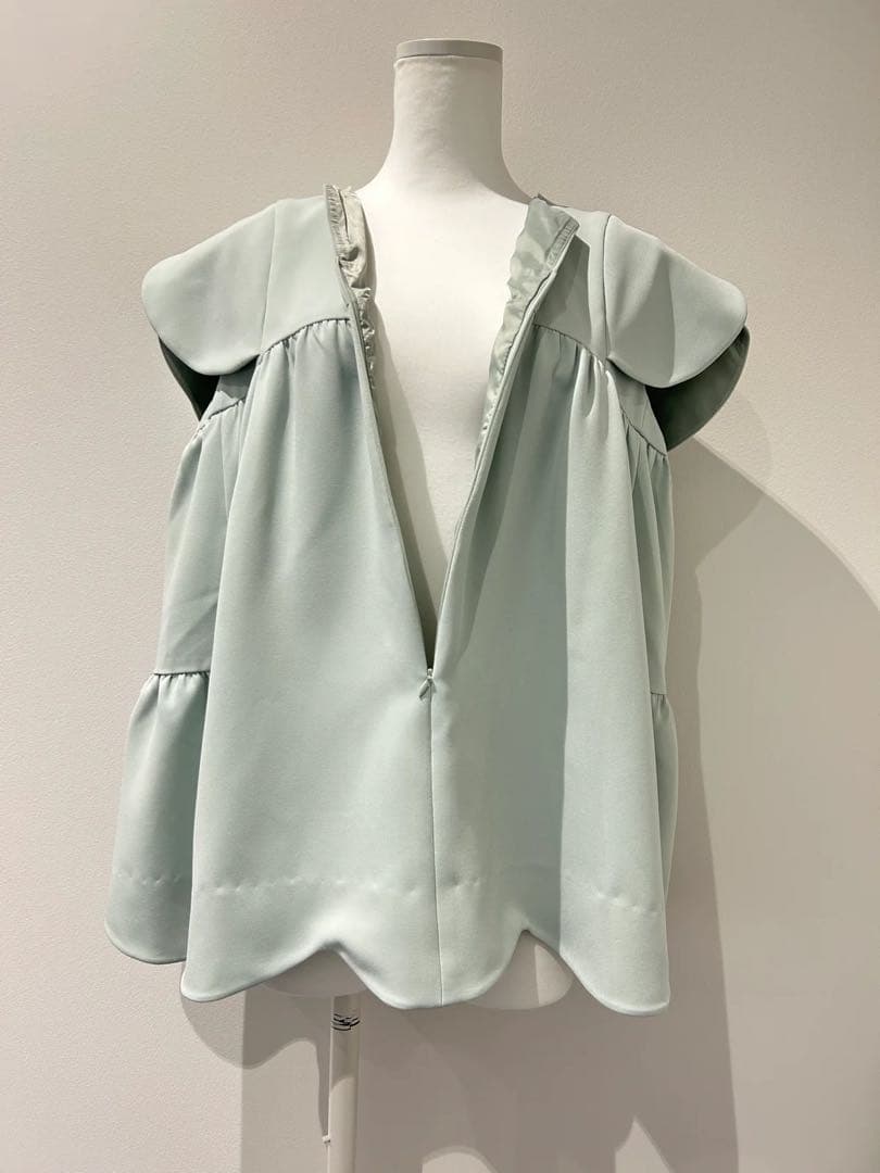 【セール】bitnabi ビンナビ 美人トップス ペタルスリーブ 授乳服 M