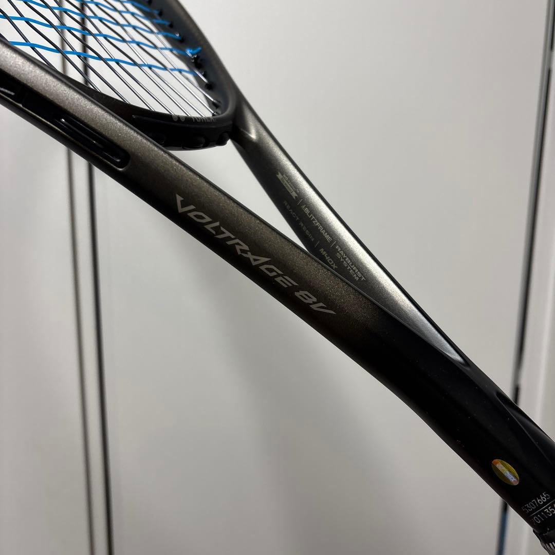 【美品】YONEX VOLTRAGE 8V ボルトレイジ 8V