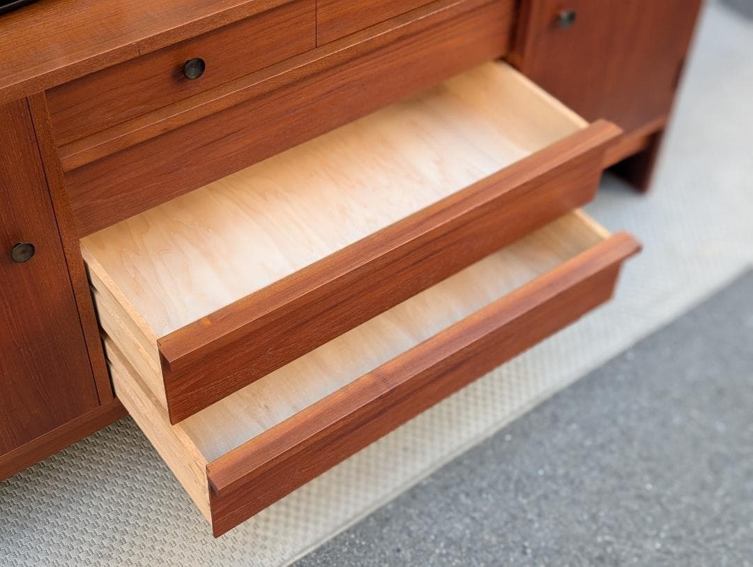 ジャパンヴィンテージ☆サイドボード／チーク材無垢／北欧家具／ミッドセンチュリー