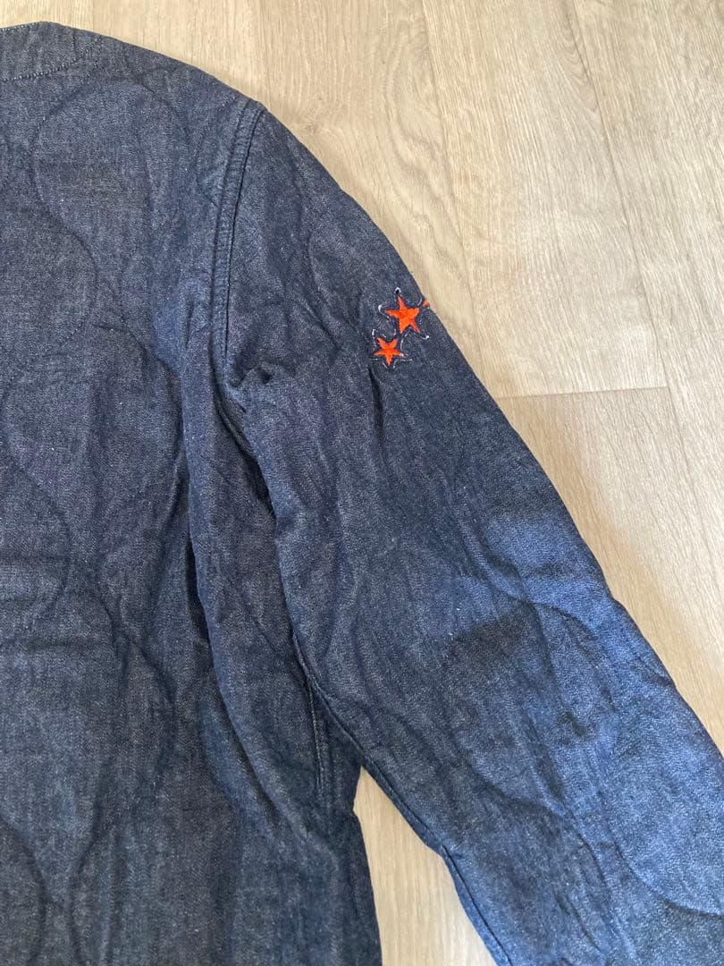 パッチ付きダークデニムカーディガン