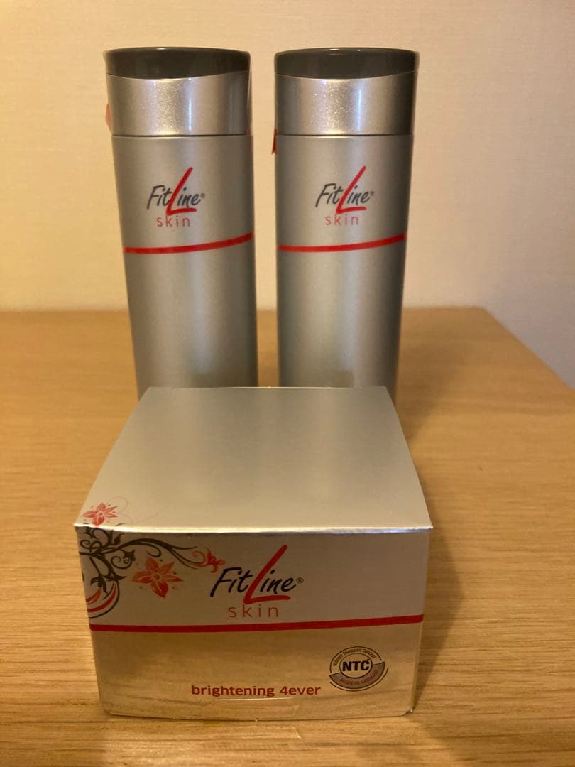 FitLine Skin トニック&クレンジングローション&4エバー