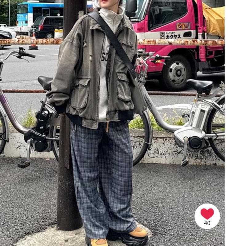 最終お値下価格PAGEBOY 【PBLIM】ダメージデニムブルゾン