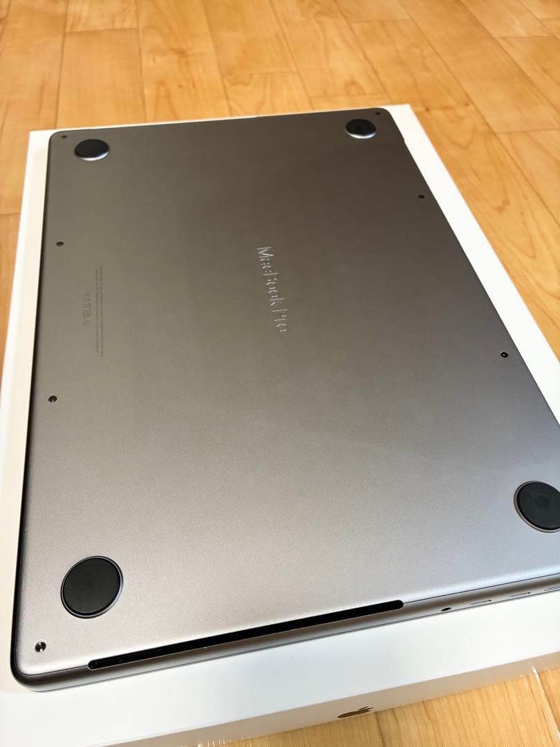 MacBook Pro M1 Pro 2021 32GB/512GB 14インチ