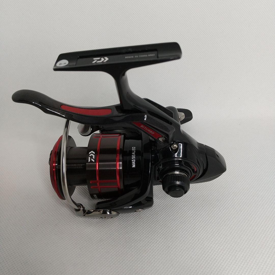 ★新品　ダイワ シグナス3000LBD レバーブレーキスピニングと替えスプール