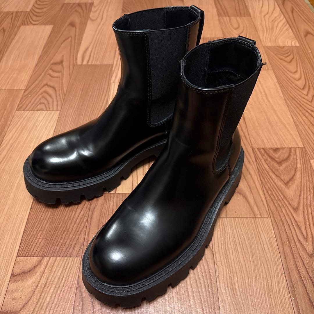 【 ZARA 】 チャンキートラックソール チェルシーブーツ （42）