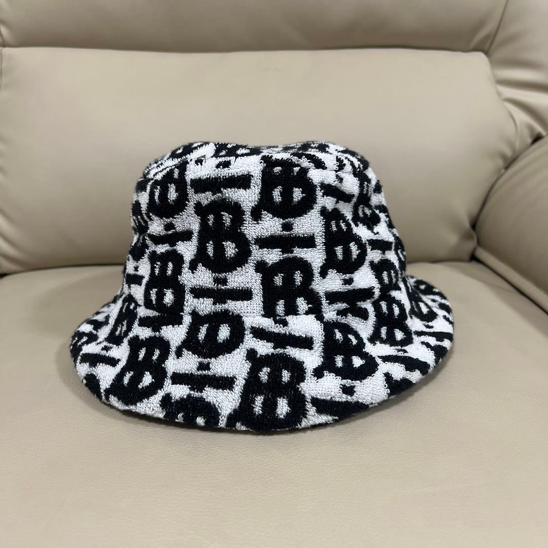Burberry バケットハット TB柄