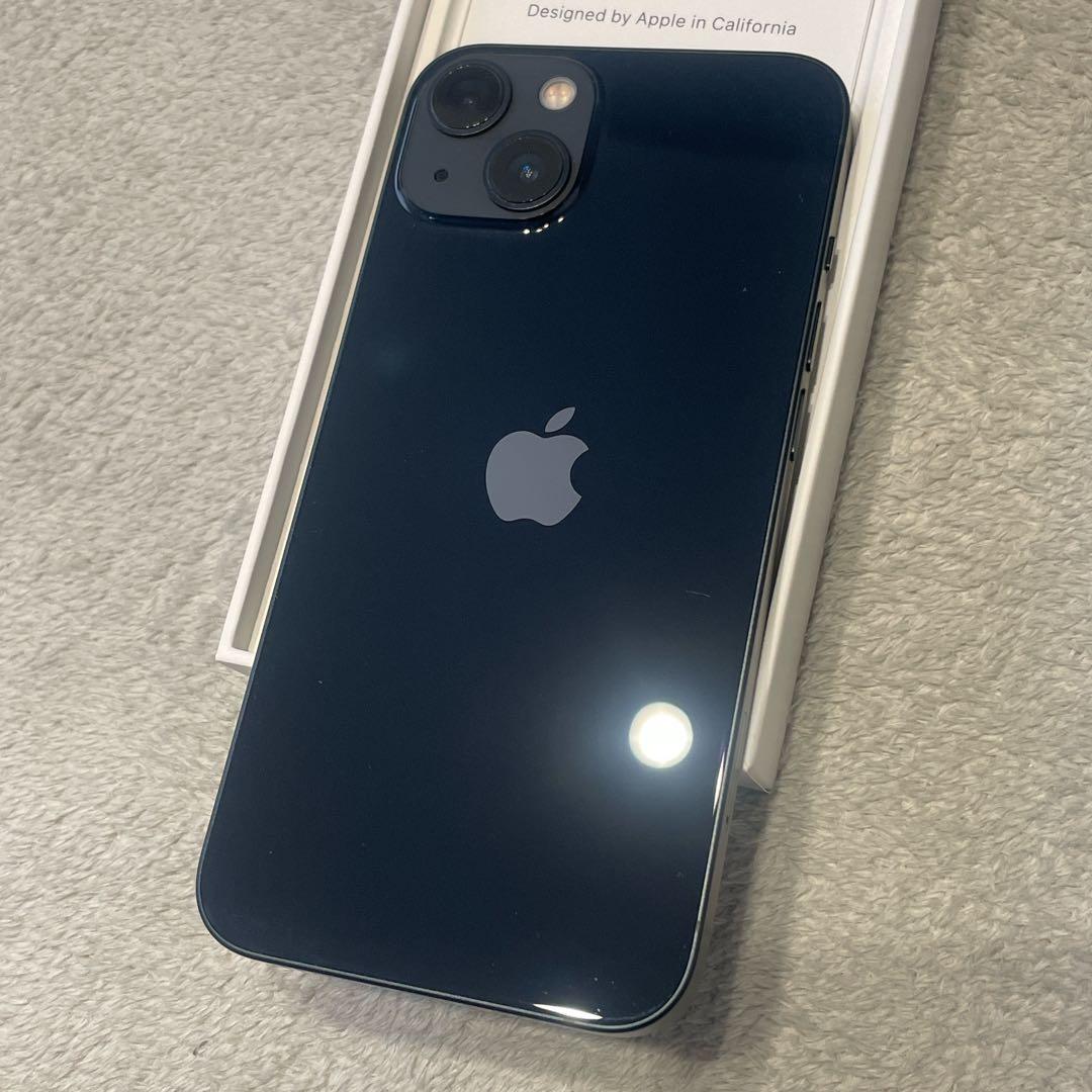 【美品】Apple iPhone 13 128GB 本体