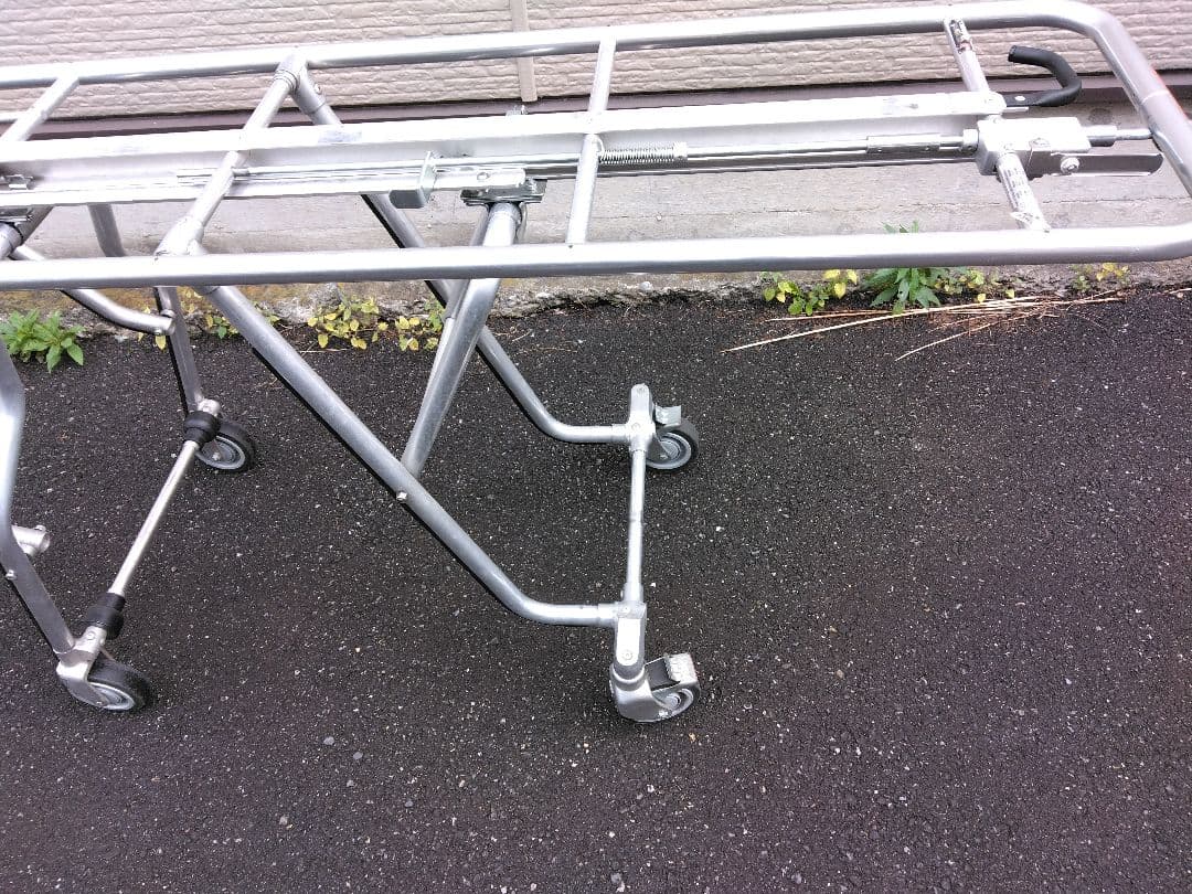 車載ストレッチャー