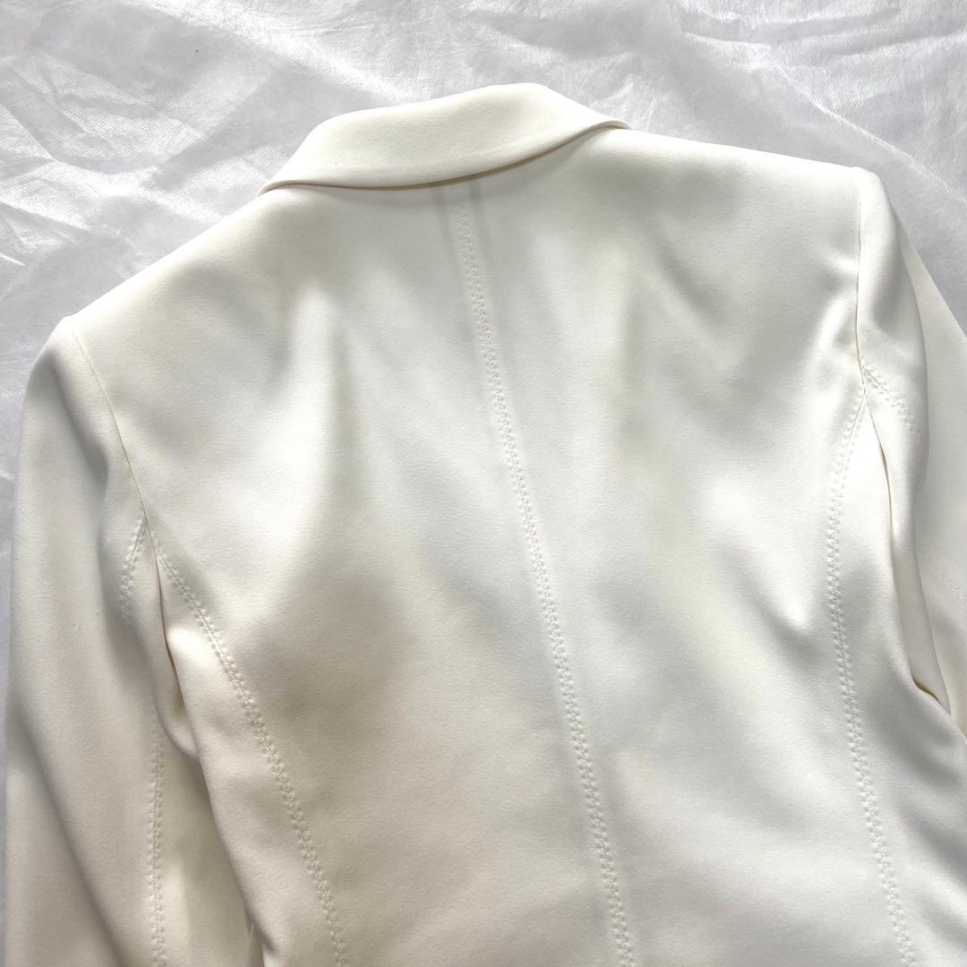 完売品 美品 ベイジ 2023年 LUIZA ルイーザ テーラードジャケット 白