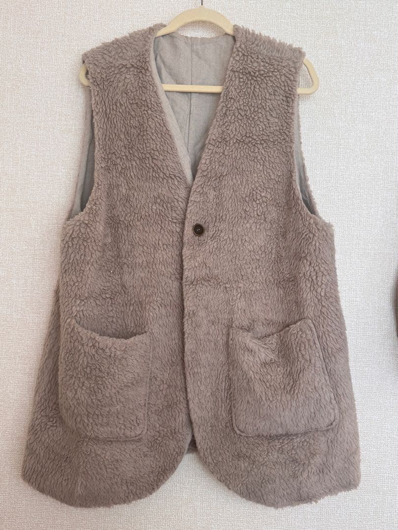 ウールボアロングベスト