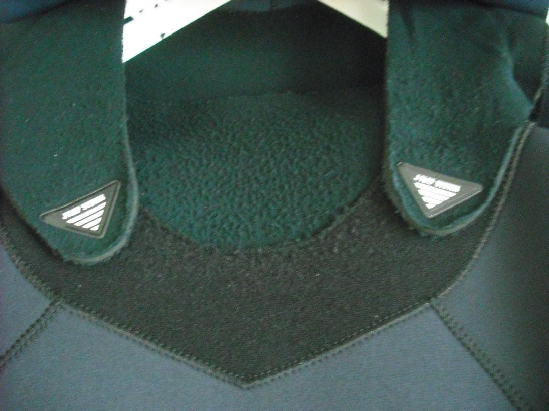 【程度良好】BEWET　ウエットスーツ（シーガル）既成ML　ステントグラス柄