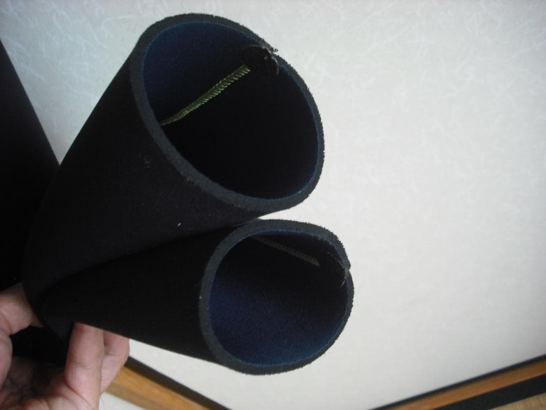 【程度良好】BEWET　ウエットスーツ（シーガル）既成ML　ステントグラス柄