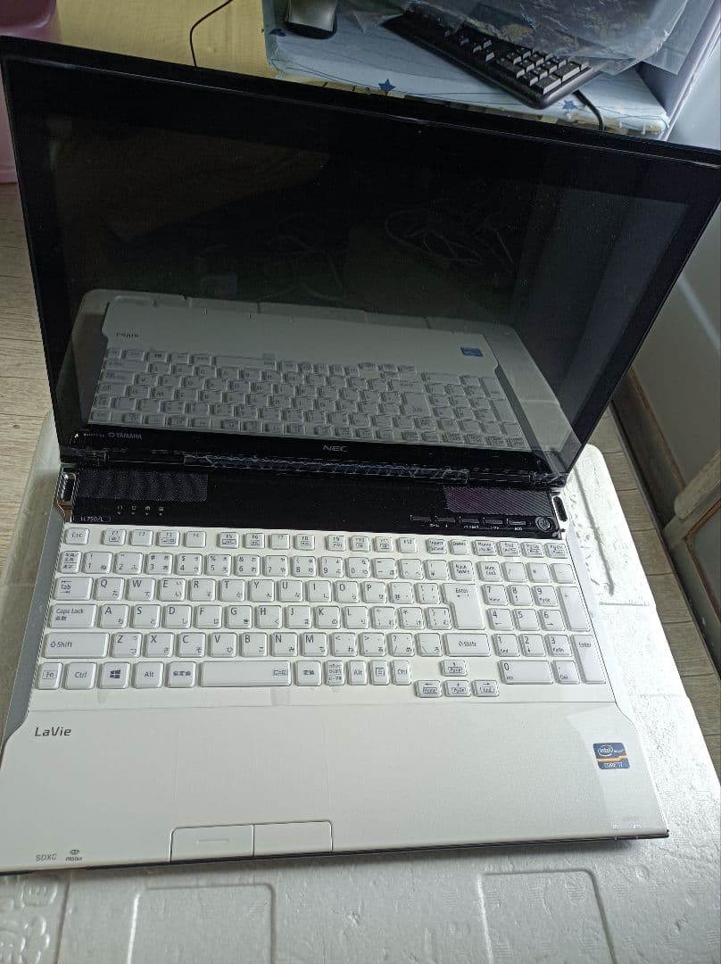 綺麗なNEC LL750LS6W i7 3630qm YAMAHA内蔵スピーカー