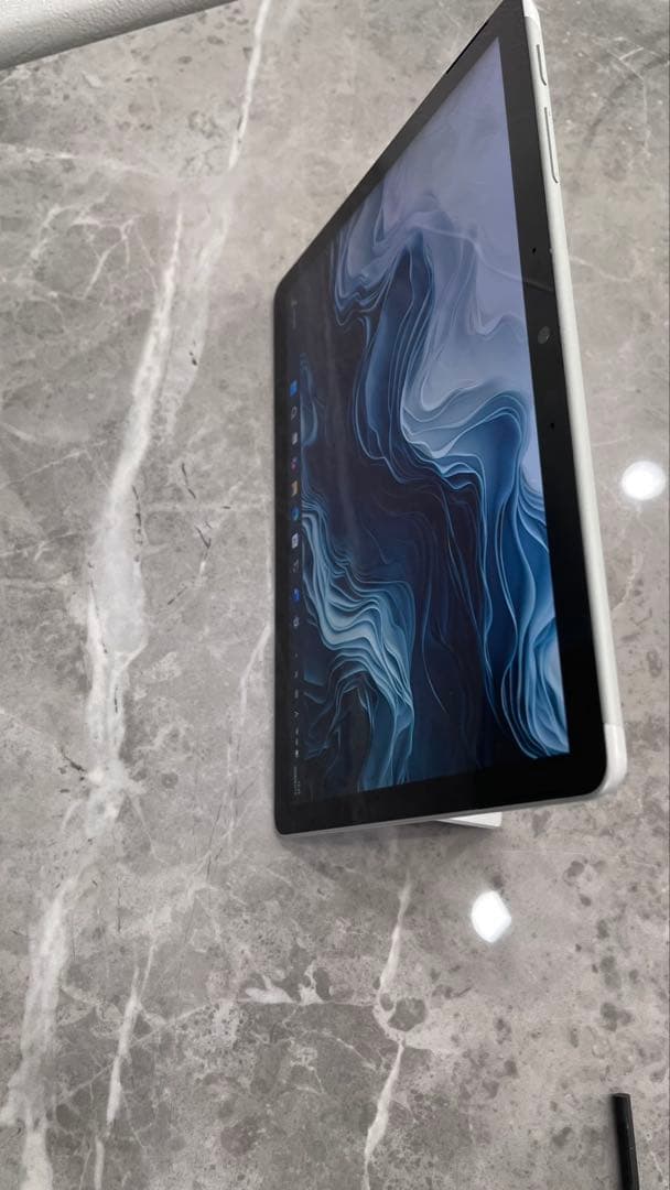 Windowsノート本体 Microsoft Surface Go2 Pentium/4GB/64GB