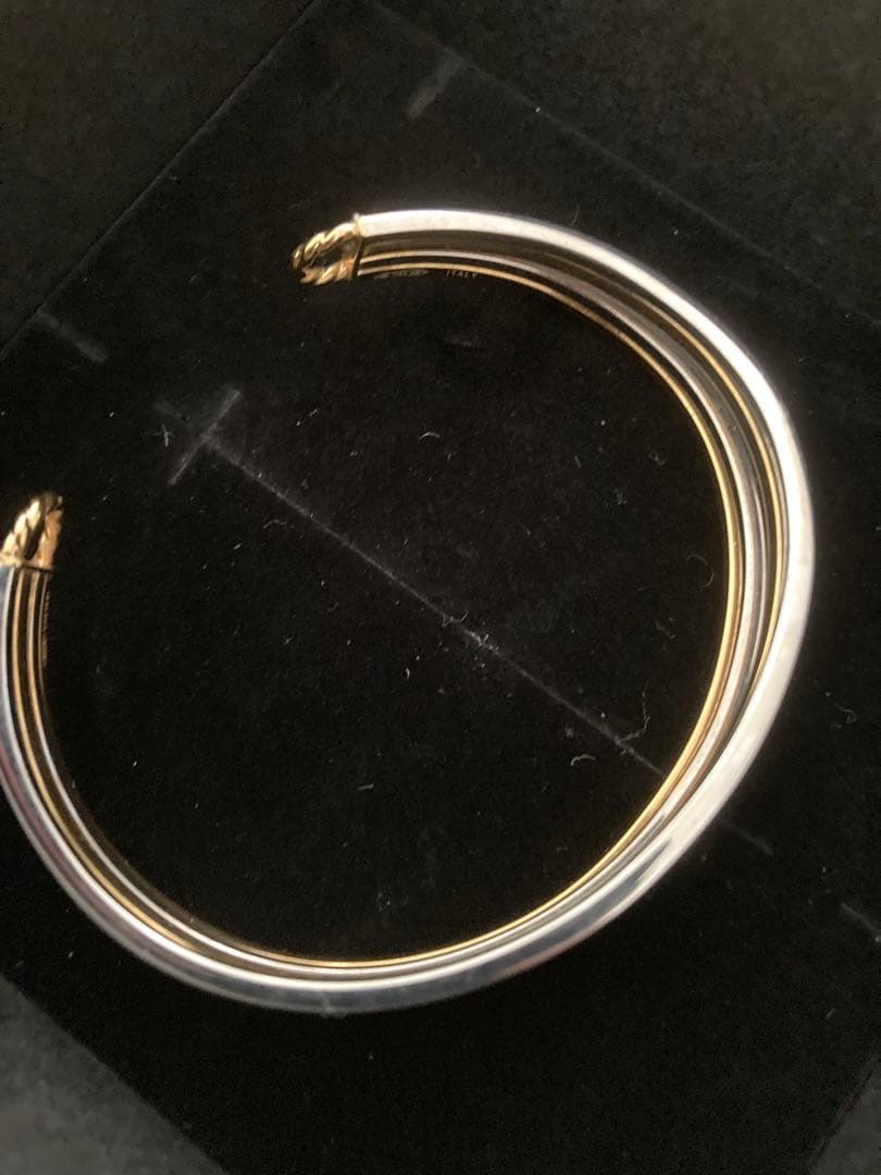 SV\18KYG トゥービーゴールドバングル