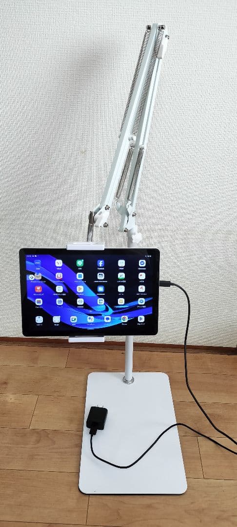 UEさま専用　NEC【LAVIE Tab T10】と、タブレットスタンド。