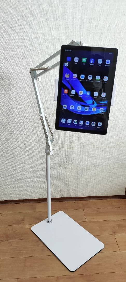 UEさま専用　NEC【LAVIE Tab T10】と、タブレットスタンド。