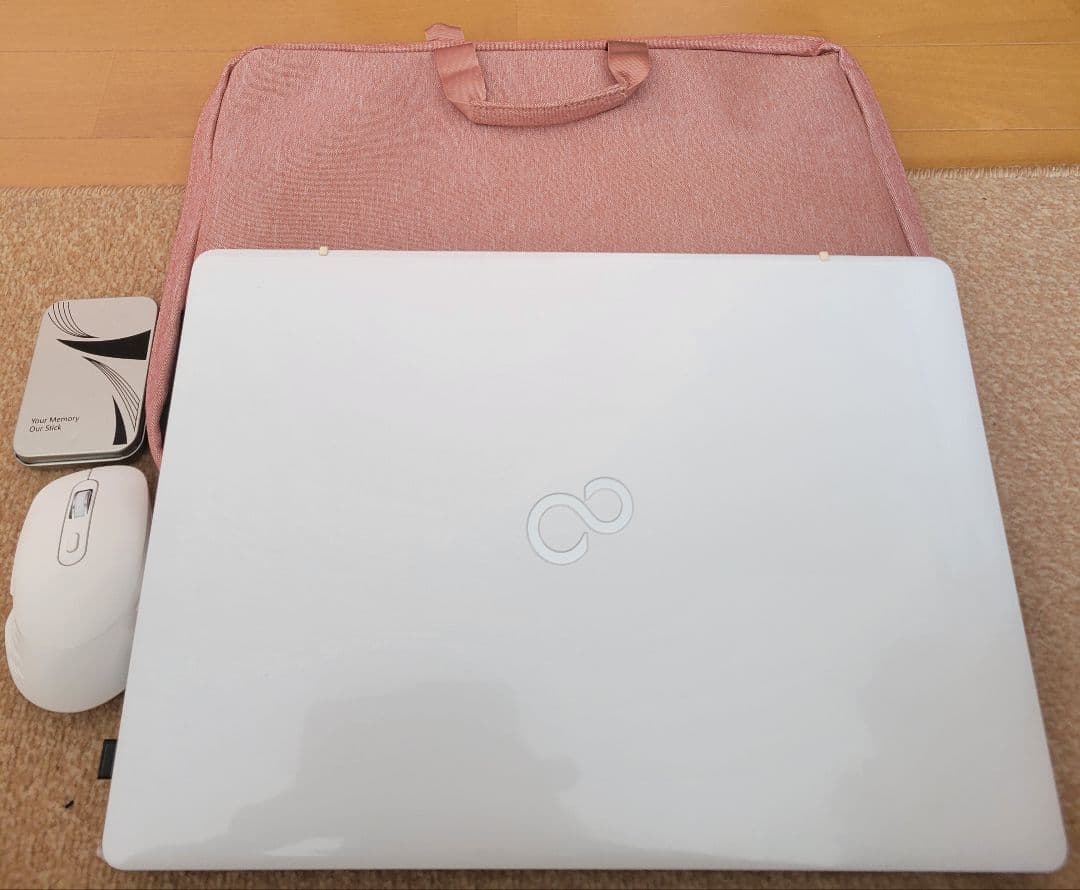 高性能Corei7✨️16GB✨️薄型ノートパソコンSSD1TB+USBメモリ他