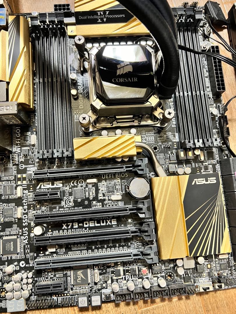 ASUS X79-DELUXE マザーボード + Intel i7-4930K