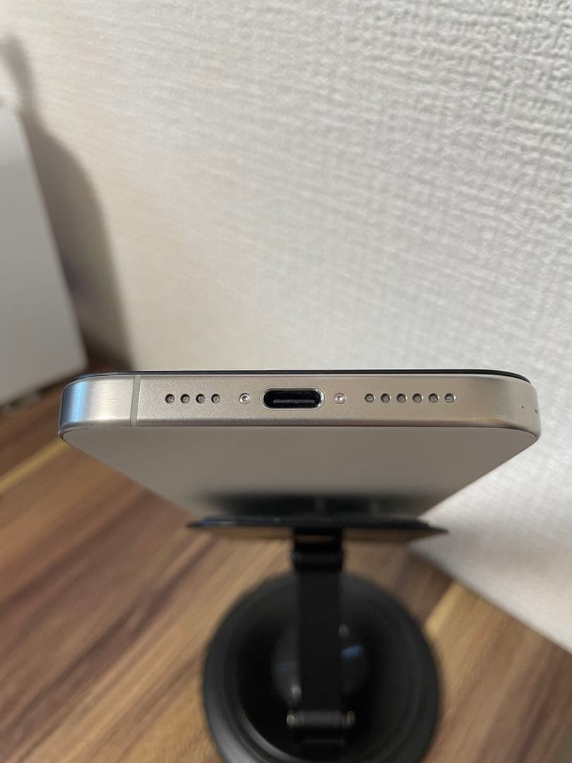 M34【即日発送】iPhone15ProMax ホワイト 256GB 海外版