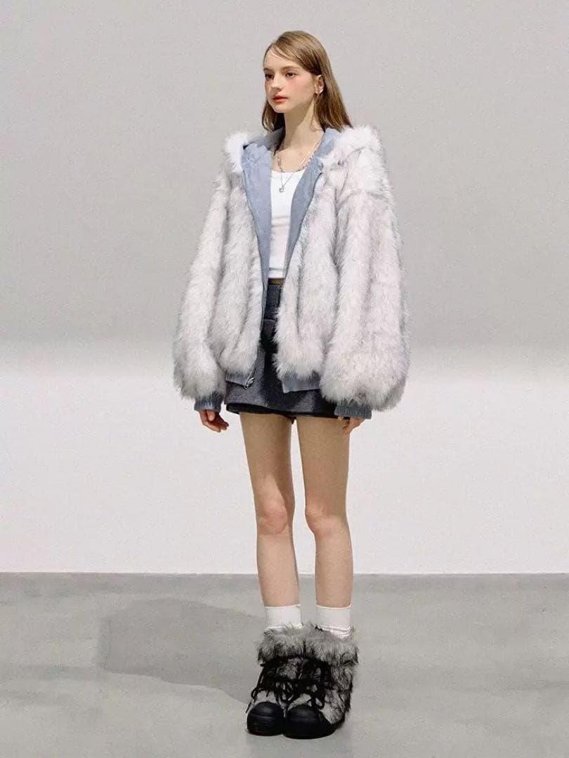 【完売サイズ】Ria（リア） リバーシブル ファー ブルーアウター Lサイズ