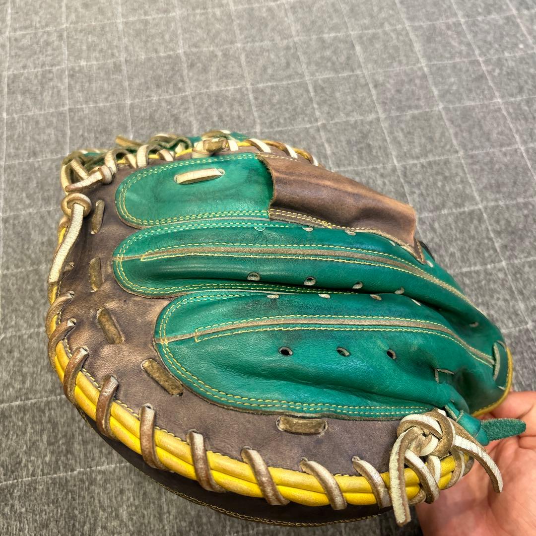 HI-GOLD キャッチャーミット展示会限定品