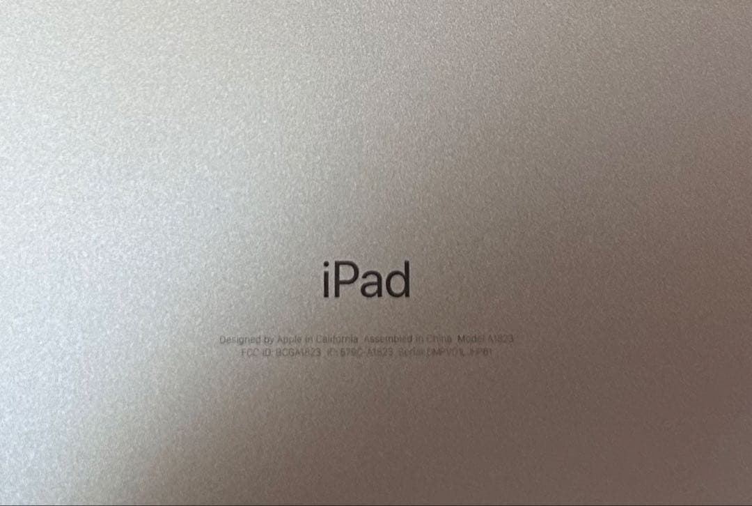 Apple iPad 第5世代 ゴールド 本体 32GB