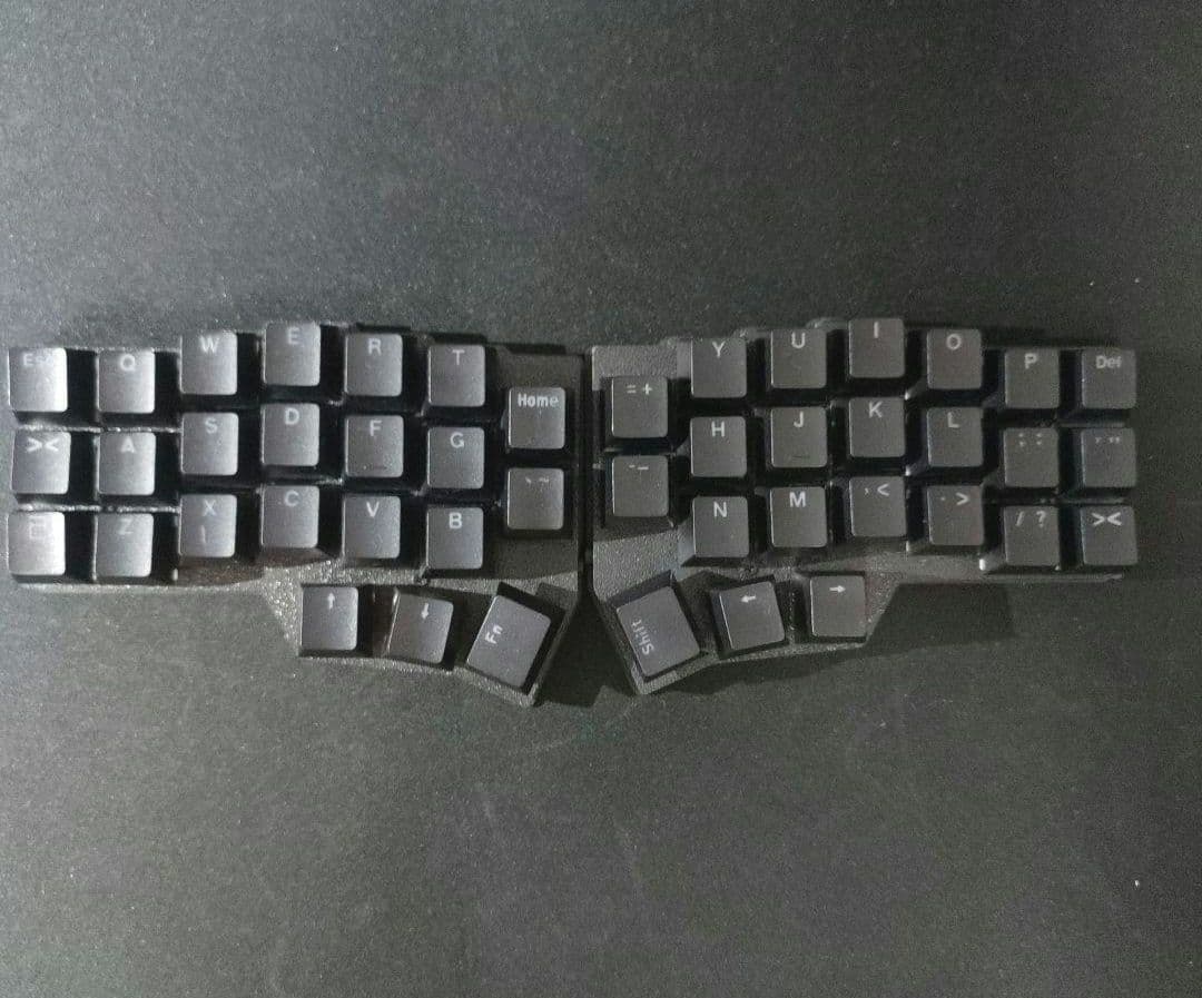 【新品未使用】keyball39 黒仕様　完成品　TRRSメタルケーブル