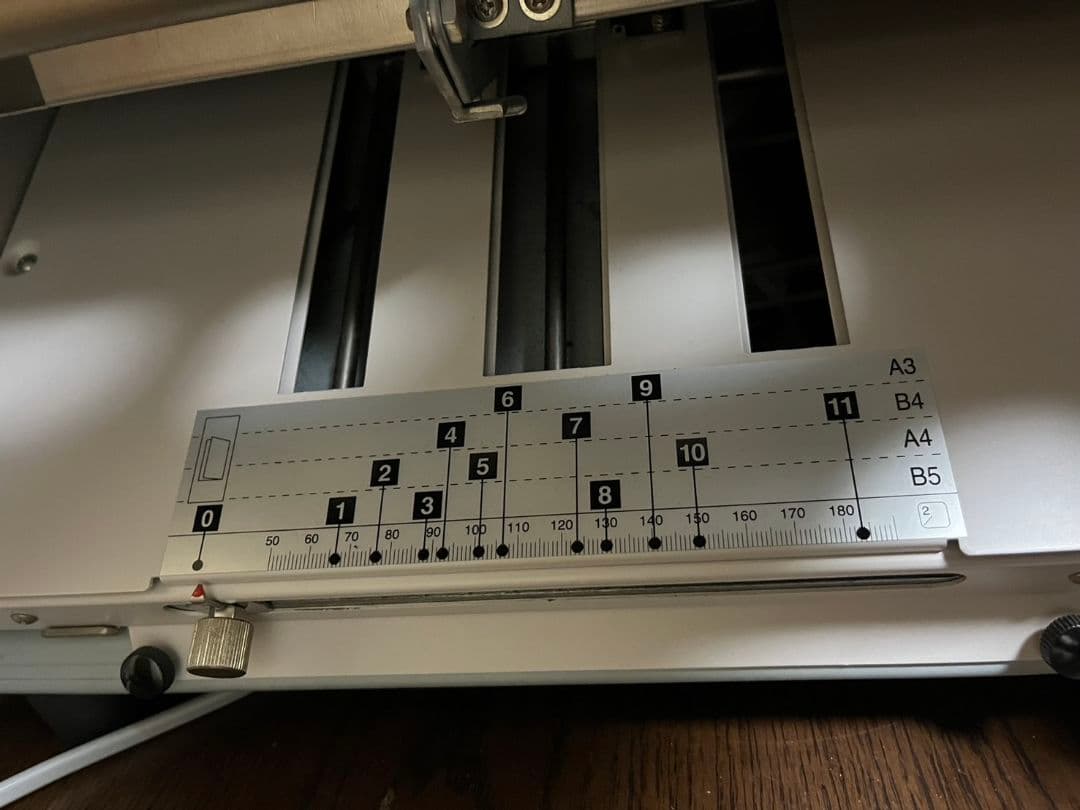 NIPPO NP270 自動紙折り機