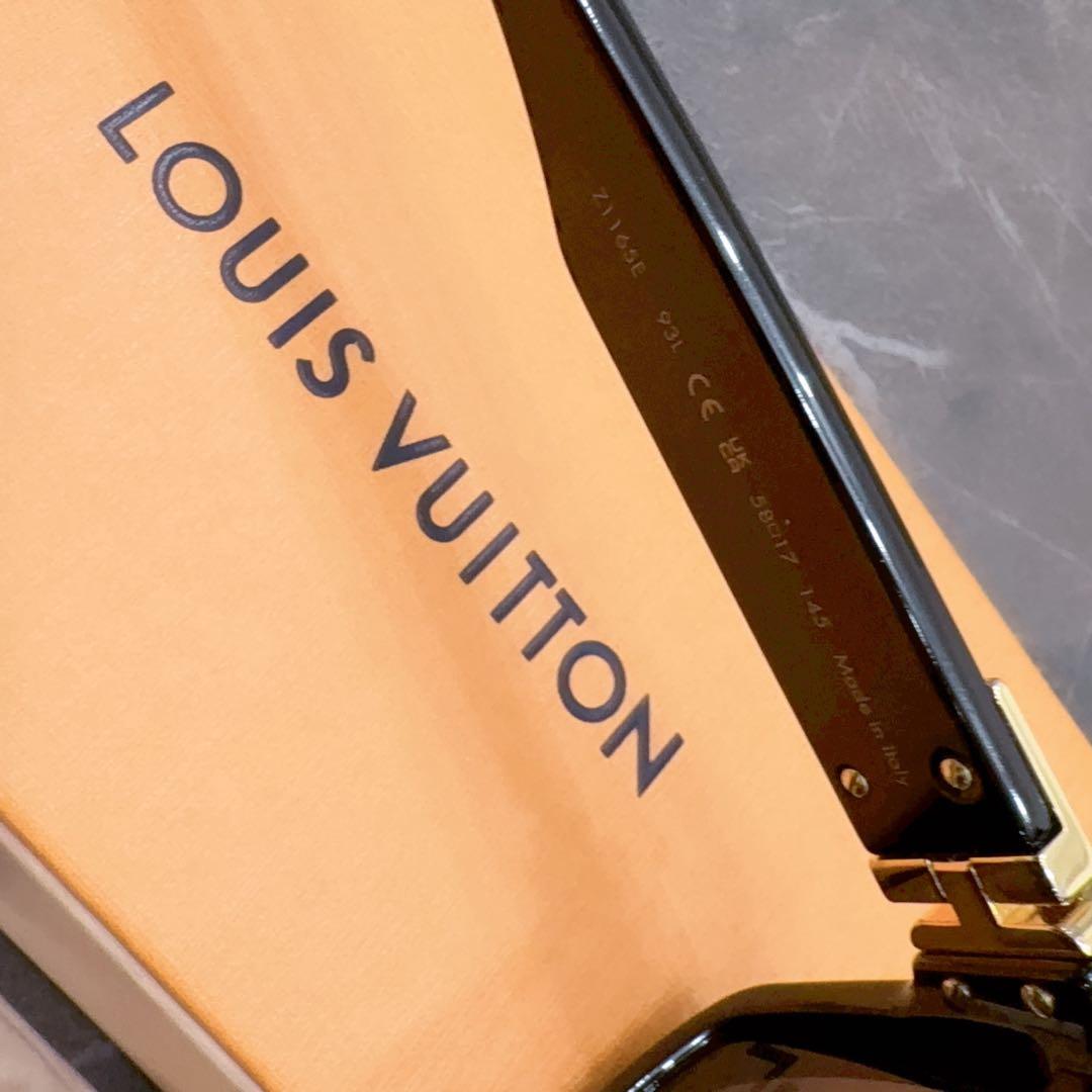 C*a様 未使用 LOUIS VUITTON スクエアサングラス ブラック ルイ