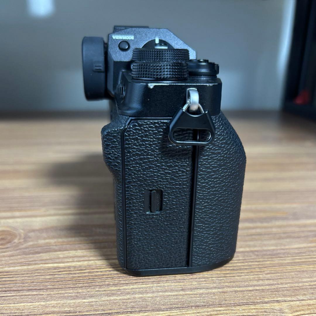 m*1様 【最終価格】Fujifilm XT4 富士フイルム　タムロン18-30